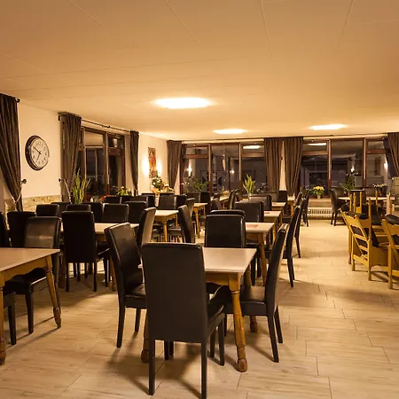 Aktiv Hotell 3*