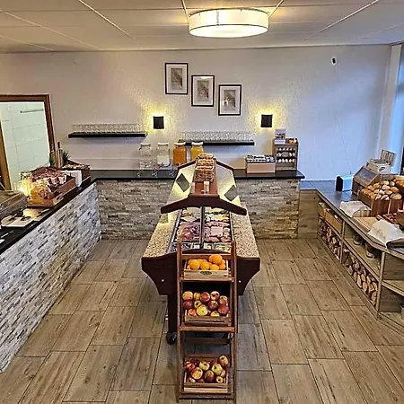Hotel Aktiv 3*