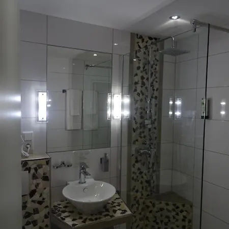 Hotel Aktiv 3*